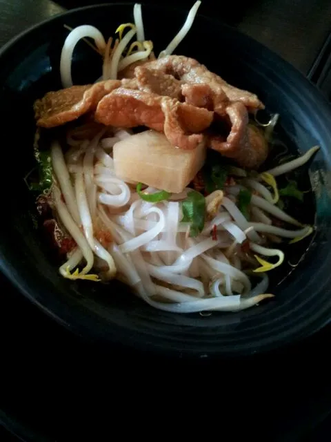 yummy thai noodles|karenyuenさん