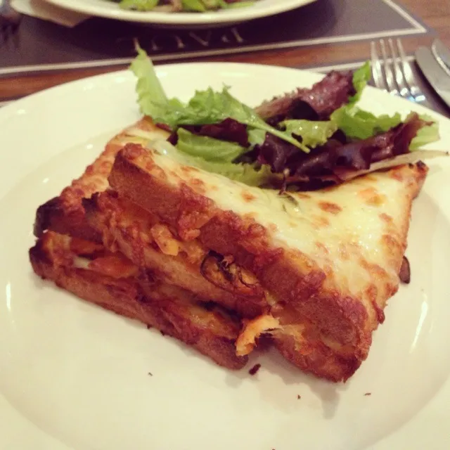 Salmon croque Monsieur|hurul | 후룰さん