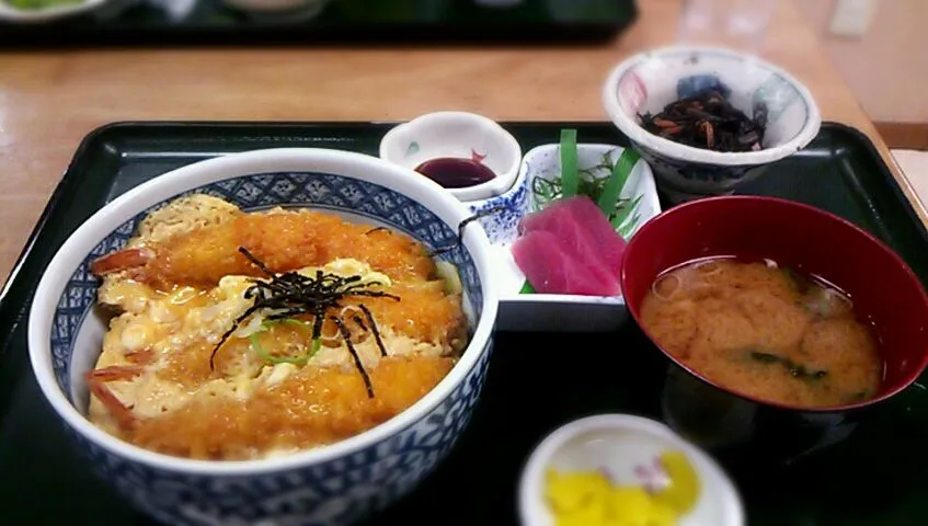 海老丼定食|すずさん