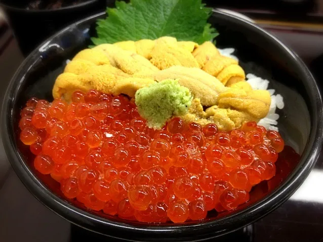 ウニいくら二色丼|しろくまさん