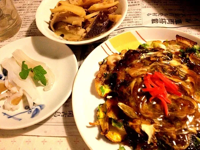 お好み焼きもどき   アオリイカの刺身  筍の煮物|mari miyabeさん