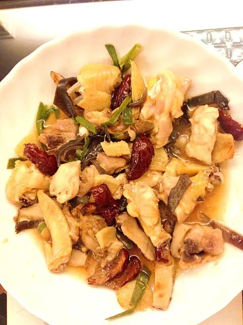 Steamed chicken with chinese mushrooms and red dates|sweeettooothさん