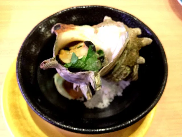 サザエのつぼ焼き☆ grilled turban shell ☆|友美さん