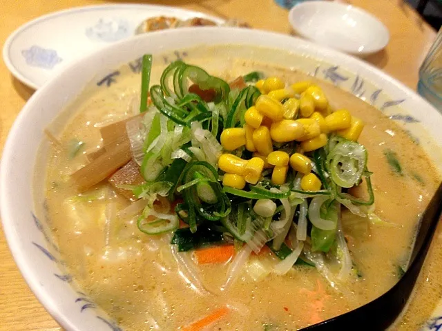 Snapdishの料理写真:みそラーメン|でらさん