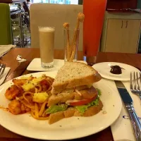 Seafood Marinara and Clubhouse Sandwich for a late lunch|kristina de la cruzさん