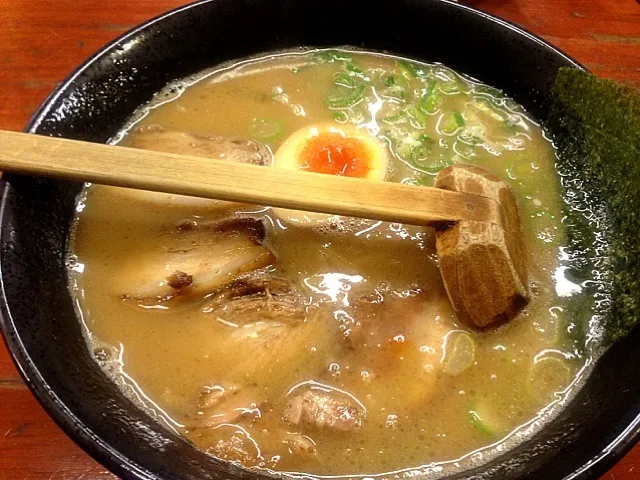 しょうゆとんこつラーメン|やぎさん