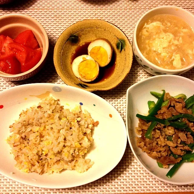 Snapdishの料理写真:角煮チャーハン、青椒肉絲、春雨と玉子スープ、煮卵♪中華オンパレードo(^▽^)o|Shoko Shikuさん