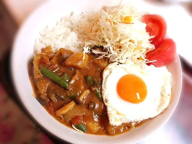 Snapdishの料理写真:ごろごろ野菜カレー|kayoさん