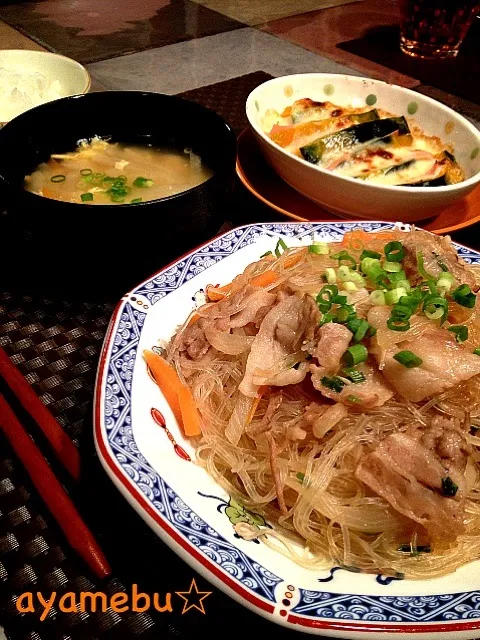 ☆豚と春雨の甘辛煮、かぼちゃのクリームグラタン、お味噌汁、白ごはん☆|あやめぶさん