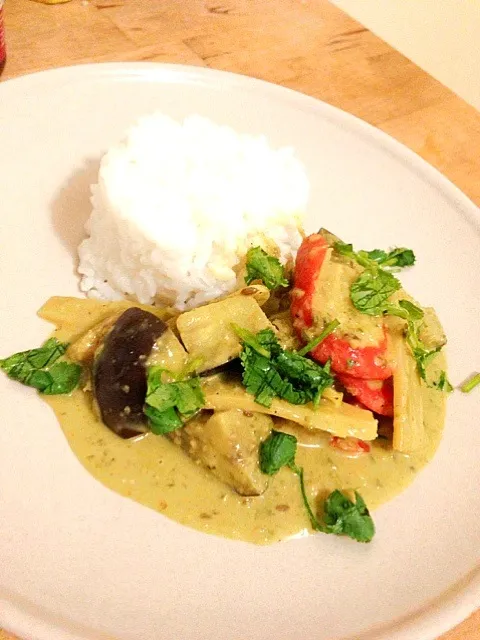 Snapdishの料理写真:Green curry|Ayakaさん