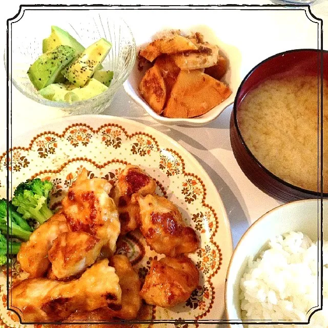 Snapdishの料理写真:鶏肉のマヨ味噌炒め|ちい( ^ω^ )さん