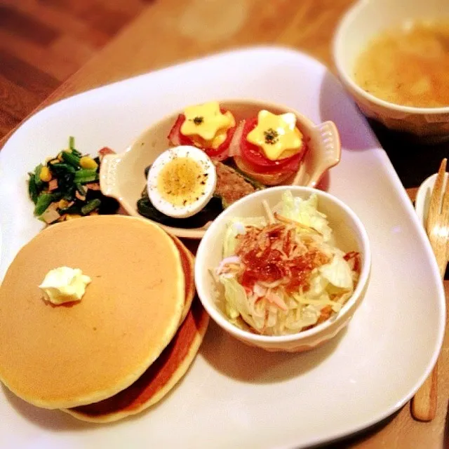 パンケーキでばんご飯〜♫|ふぅさん