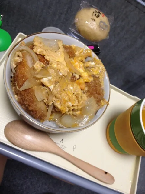 カツ丼|おぎしょーさん