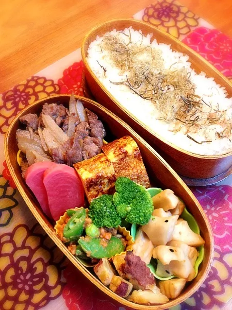 Snapdishの料理写真:牛肉のしぐれ煮弁当♪|まりさん