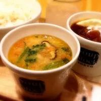 SoupStock TOKYO/東京ボルシチと鶏とトマトの塩麹スープ|おっくんさん