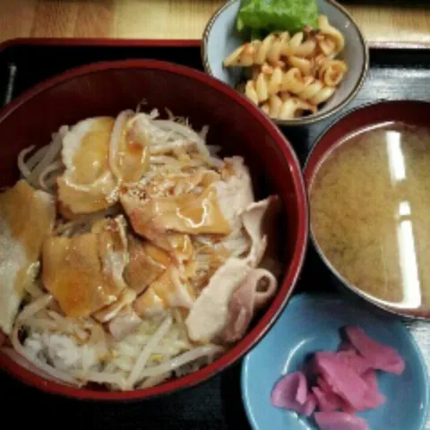 豚しゃぶポン酢丼|寝寝さん