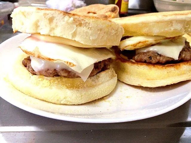 All home made sausage egg muffin|Yumi Priceさん