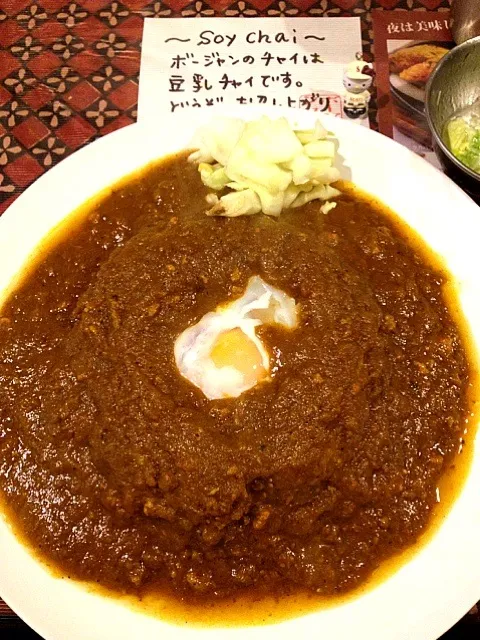 Bhojan のキーマカレー、玉子入で750円！2013#127|大阪カレー部長さん