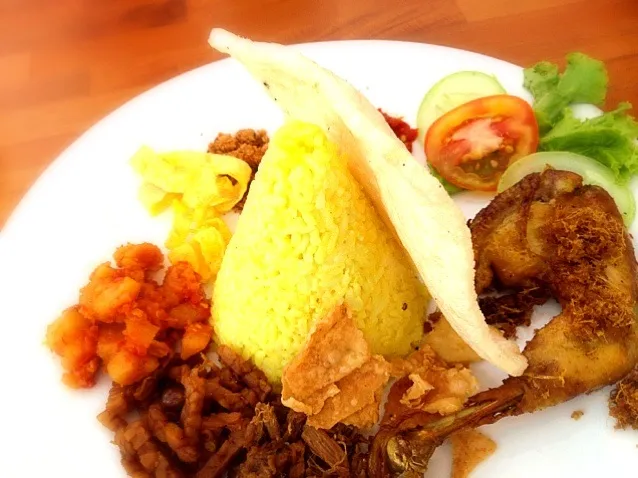 Nasi Langgi Kuning|Iwan Setiawanさん