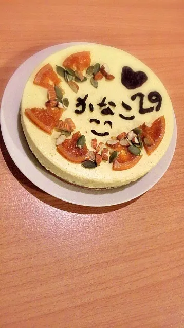 Snapdishの料理写真:ハッピーバースデーのローケーキ|ヤマモトショウコさん