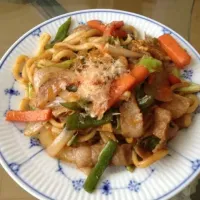 Snapdishの料理写真:ソース味の焼きうどん！|みどりさん