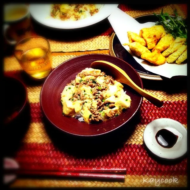 Snapdishの料理写真:今日の夕飯🐾 麻婆飯、イカと竹の子の天ぷら、豆苗のお味噌汁|Asahimaruさん