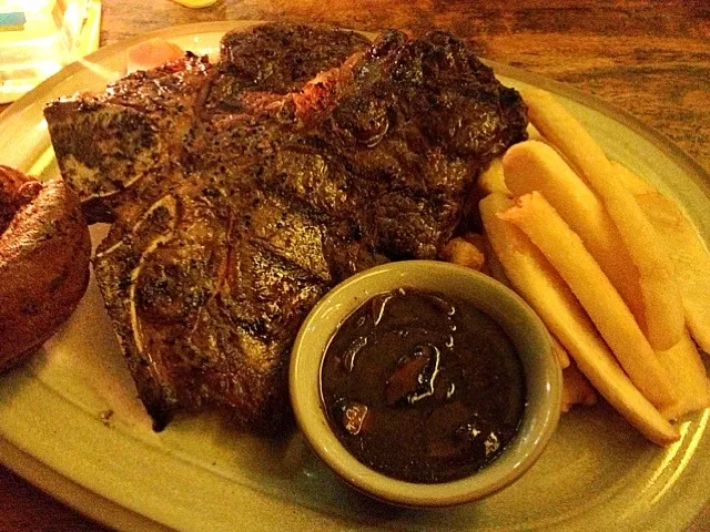 Porterhouse steak|Nicholas Tayさん