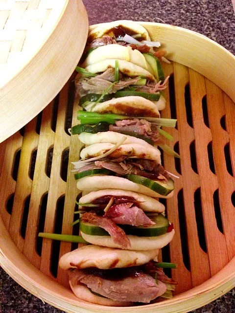 Steamed Buns with Duck, Scallions, Pickles and Hoisin|Leo D.さん