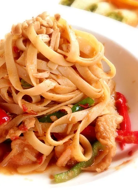 Thai spicy sauce seafood spaghetti|Foodさん