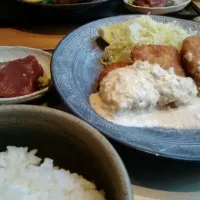 Snapdishの料理写真:チーズ鳥かつ定食|dさん