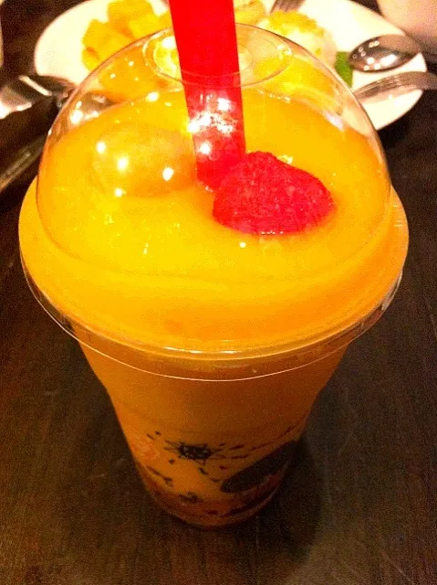 Mango smoothies. Chiangmai Thailand.|hayyanaさん