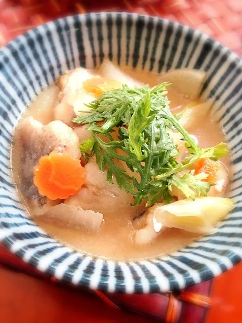 Fried cod miso soup🐟揚げ鱈のお野菜一杯お味噌汁|🌈Ami🍻さん