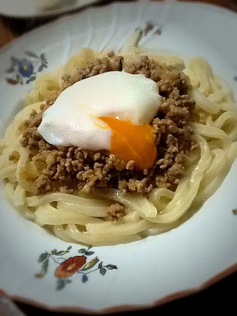 肉味噌うどん〜温玉のせ〜|ナナミさん