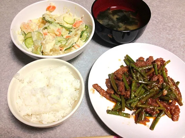 牛肉ニンニクの芽炒め•ぽてさら|うるしちかさん