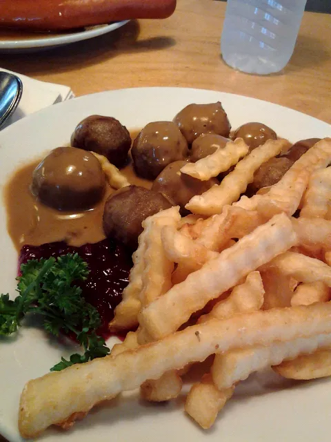 meatballs @ikea|aina syazwaniさん