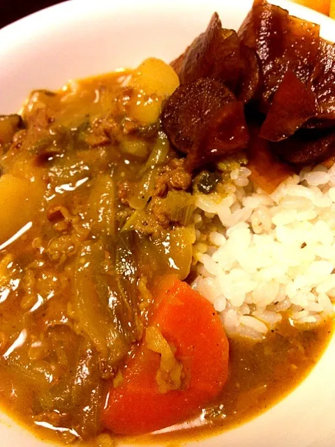 ルーも手作りカレーライス、手作り福神漬、麦ご飯|IGGYさん