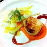 Snapdishの料理写真:Seared Sea Scallop appetizer|Mark Lubinskyさん