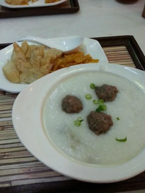 Meatballs and Tungchai Porridge|Olivia Tanさん