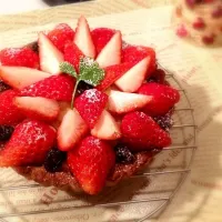 Snapdishの料理写真:カスタードクリームとマスカルポーネのベリータルト グランマニエ風味★Strawberry Tarte with Custard cream and Mascarpone,Grand Marnier Flavor|***さん