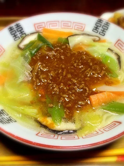 辛肉あんかけ野菜ラーメン|ともえさん