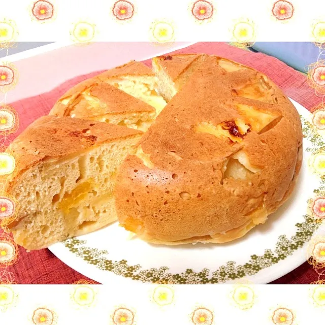 Snapdishの料理写真:炊飯器ケーキ|みーさん