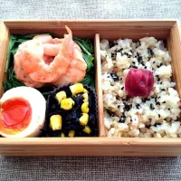 Snapdishの料理写真:揚げてない海老マヨBENTO！|黒髪さんさん