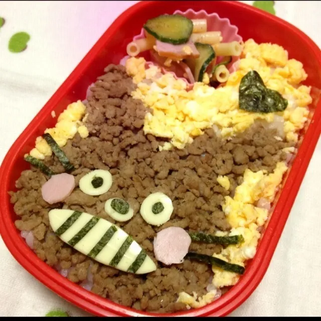 初キャラ弁 トトロ|ももさん