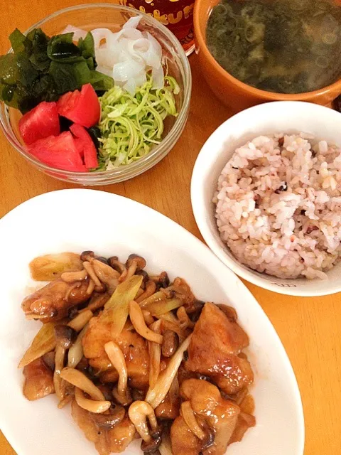 ガリバタ鶏定食|水野愛日(ミズノマナビ)さん