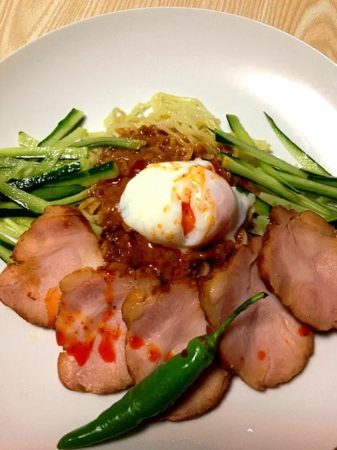 冷やし担々麺・青唐添え！|伍龍やすさん