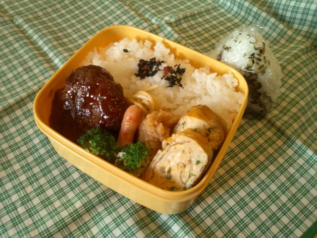 ハンバーグ弁当♪パパ弁|うさかめさん