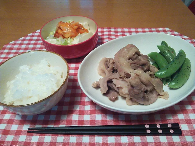 豚肉しょうが焼き＆ネギキムチ豆腐定食|もなかさん