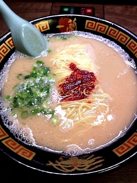 一蘭のトンコツラーメン|たべたくさん