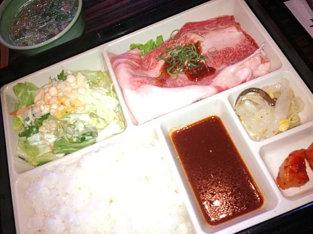 Snapdishの料理写真:焼肉定食|トヨノリさん