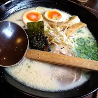 Snapdishの料理写真:ラーメン|mikipyさん